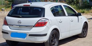 Opel Astra 2006-thumb-1