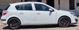Opel Astra 2006-thumb-2