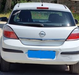 Opel Astra 2006-thumb-3