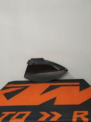 ΔΕΞΙΑ ΟΥΡΑ KTM LC4 640-thumb-1