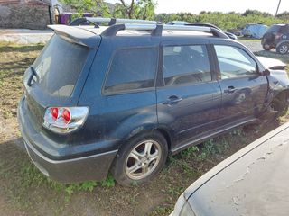 Mitsubishi Outlander  '04-thumb-3