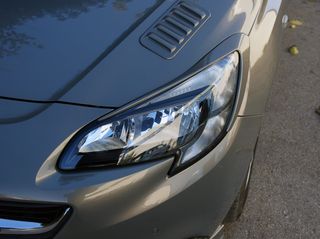 Φρυδάκια φαναριών πλαστικά Opel Corsa E (2014-2019)