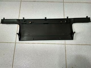 Βάση πινακίδας εμπρός BMW E39-thumb-1