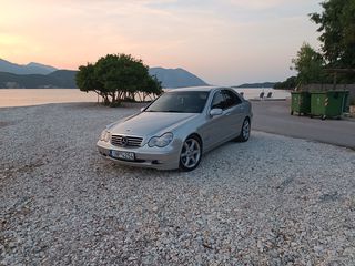 Mercedes-Benz C 270 '03 Elegance 