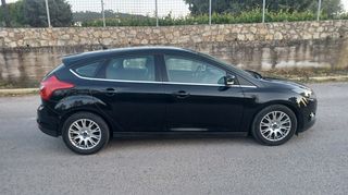 Ford Focus 2011 TITANIUM-thumb-6
