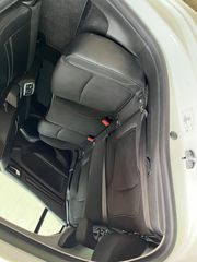Renault Megane 2018-thumb-6