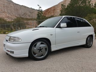 Opel Astra '96 Gsi16v