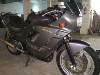 Suzuki GSX 400 1993 F KATANA-thumb-3