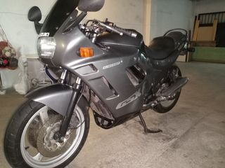 Suzuki GSX 400 1993 F KATANA-thumb-4
