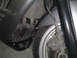 Suzuki GSX 400 1993 F KATANA-thumb-17