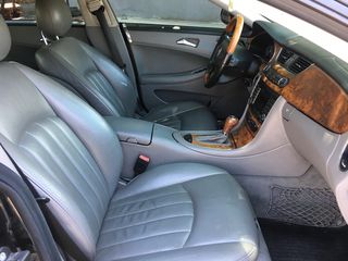 Mercedes-Benz CLS 350 2005 AUTOMATIC-thumb-12