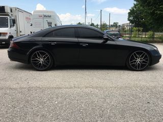 Mercedes-Benz CLS 350 2005 AUTOMATIC-thumb-3