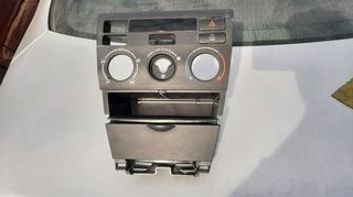 Κεντρικη Κονσολα με Σταχτοδοχειο Toyota Corolla 2003 Κωδ.55533-13010