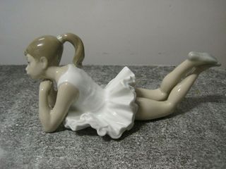 Nao LLadro Pensive Ballerina