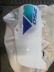 Δεξί καπάκι πλαισίου Honda για NX250
