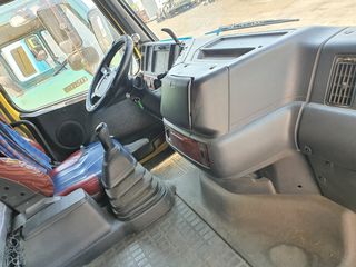 Volvo 1997 420 -thumb-10