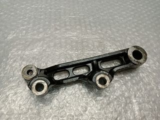 Yamaha FZ 750 βάση δαγκάνας πίσω 