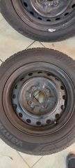 Toyota yaris-thumb-6