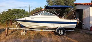 Bayliner '98 1952 CAPRI CUDDY CABIN