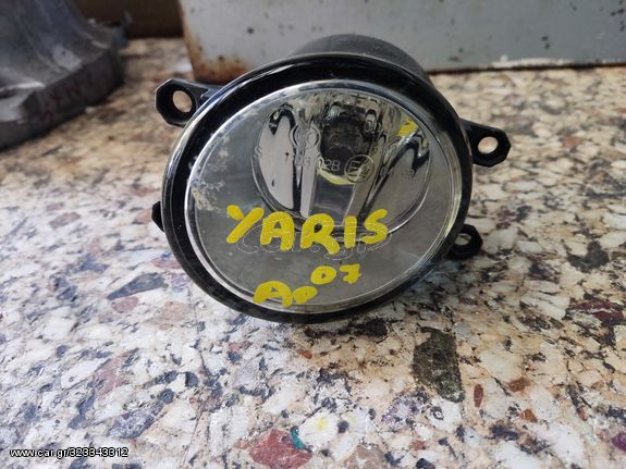 Yaris '06-'09 προβολάκι αριστερό γνήσιο μτχ. (81220-0d041)