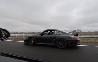 Porsche 911 2005 turbo  gt2-thumb-34