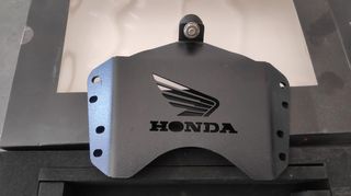 Βάσεις GPS & Κινητών Honda NC 700-750x