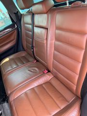 Volkswagen Touareg 2004-thumb-9