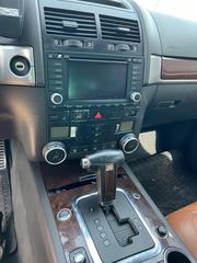 Volkswagen Touareg 2004-thumb-15