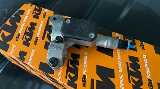 ΤΡΟΜΠΑ ΣΥΜΠΛΕΚΤΗ KTM EXC (2021) BREMBO-thumb-2