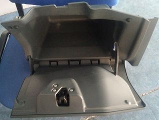 Ford ka Ντουλαπάκι συνοδηγού-thumb-1