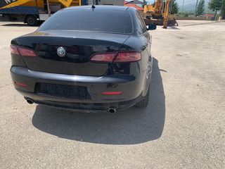Alfa Romeo Alfa 159  '07-thumb-1