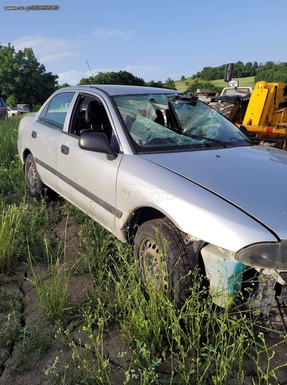Mitsubishi Carisma 2004