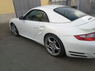 Porsche 911 2005 CARERA LOOK TURBO-thumb-7