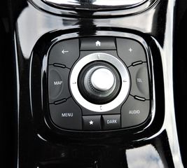 Renault Megane 2014 Grandtour dCi 110 ECO2 Bose Edition EDC-thumb-10