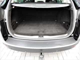 Renault Megane 2014 Grandtour dCi 110 ECO2 Bose Edition EDC-thumb-12