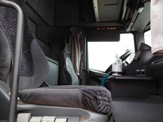 Scania 2002 164-580-thumb-15