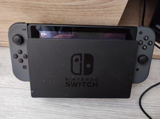 Nintendo switch μαζί με παιχνίδια, sd card, τηλεχειριστήριο 