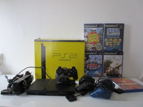 Sony Playstation 2 Slim ΣΤΟ ΚΟΥΤΙ ΤΟΥ, κομπλε, αριστη κατασταση, για συλλεκτη