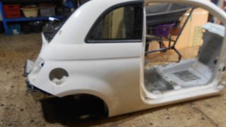 Vardakas Sotiris car parts piso dexio ftero(Fiat 500)