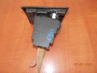 ΥΠΟΔΟΧΗ ΚΛΕΙΔΙΟΥ BMW E90 Ε91 Ε92 Ε93 ''BMW Βαμβακάς''-thumb-1