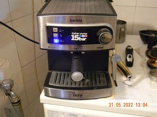 Izzy Barista espresso machine