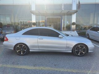 Mercedes-Benz CLK 200 2003  Compressor Coupé Elegance-thumb-4