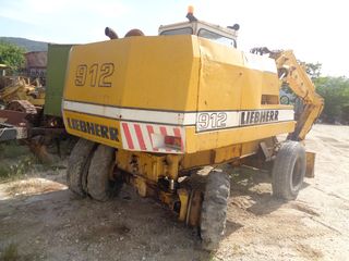Liebherr 912-thumb-2