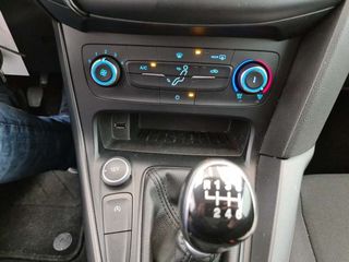 Ford Focus 2015-thumb-14