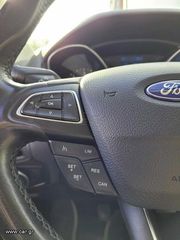 Ford Focus 2015-thumb-10