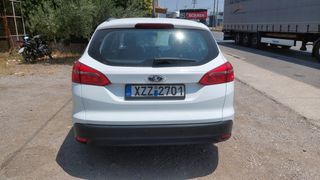 Ford Focus 2015-thumb-3