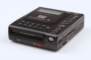 SONY MZ - 1 MINI DISK PORTABLE RECORDER-thumb-1