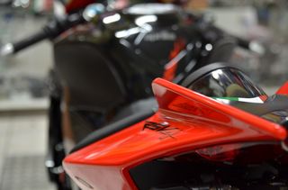 Aprilia RSV 4 Factory 2009 APRC FACTORY-thumb-49