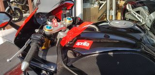 Aprilia RSV 4 Factory 2009 APRC FACTORY-thumb-14