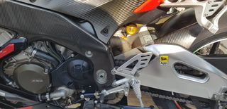 Aprilia RSV 4 Factory 2009 APRC FACTORY-thumb-25